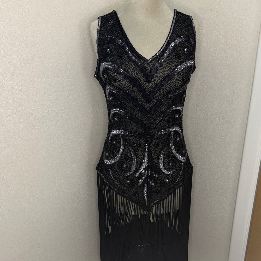 Unique Vintage black sleeveless flapper fringe sequin dress medium m